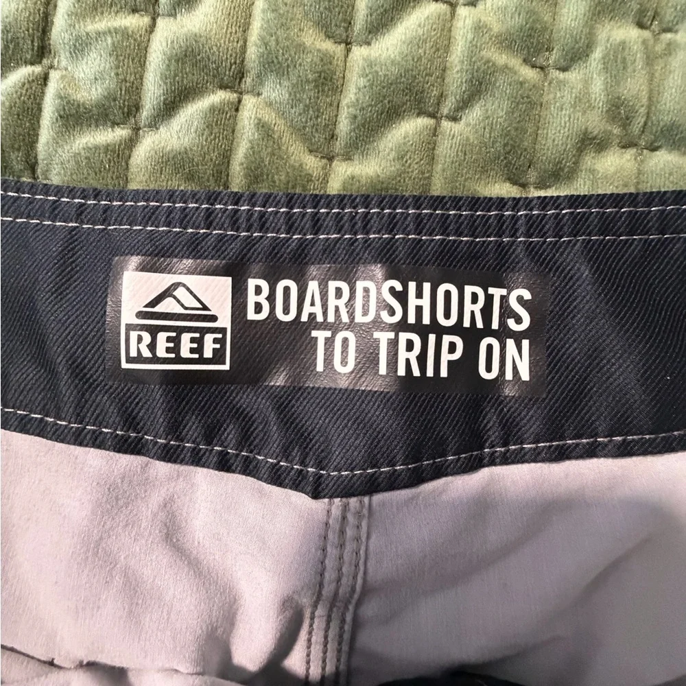 Reef board shorts swim trunks grey blue size 33 summer‎